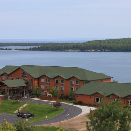 Holiday Inn Express Munising-Lakeview, An Ihg Hotel Екстериор снимка
