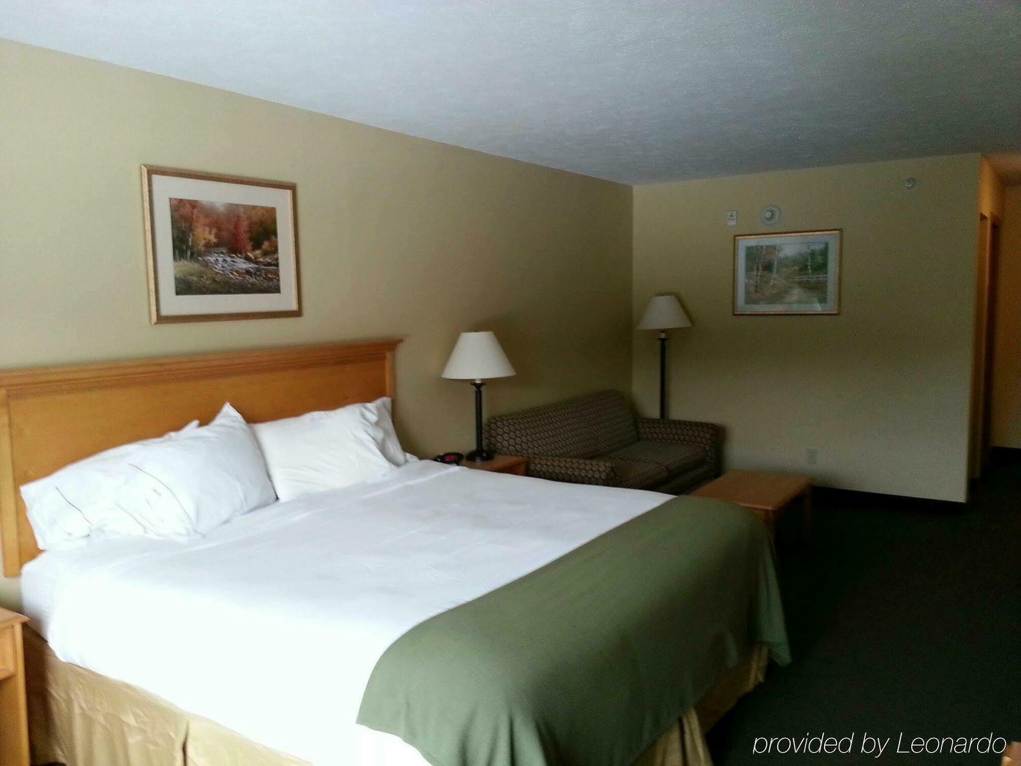 Holiday Inn Express Munising-Lakeview, An Ihg Hotel Екстериор снимка